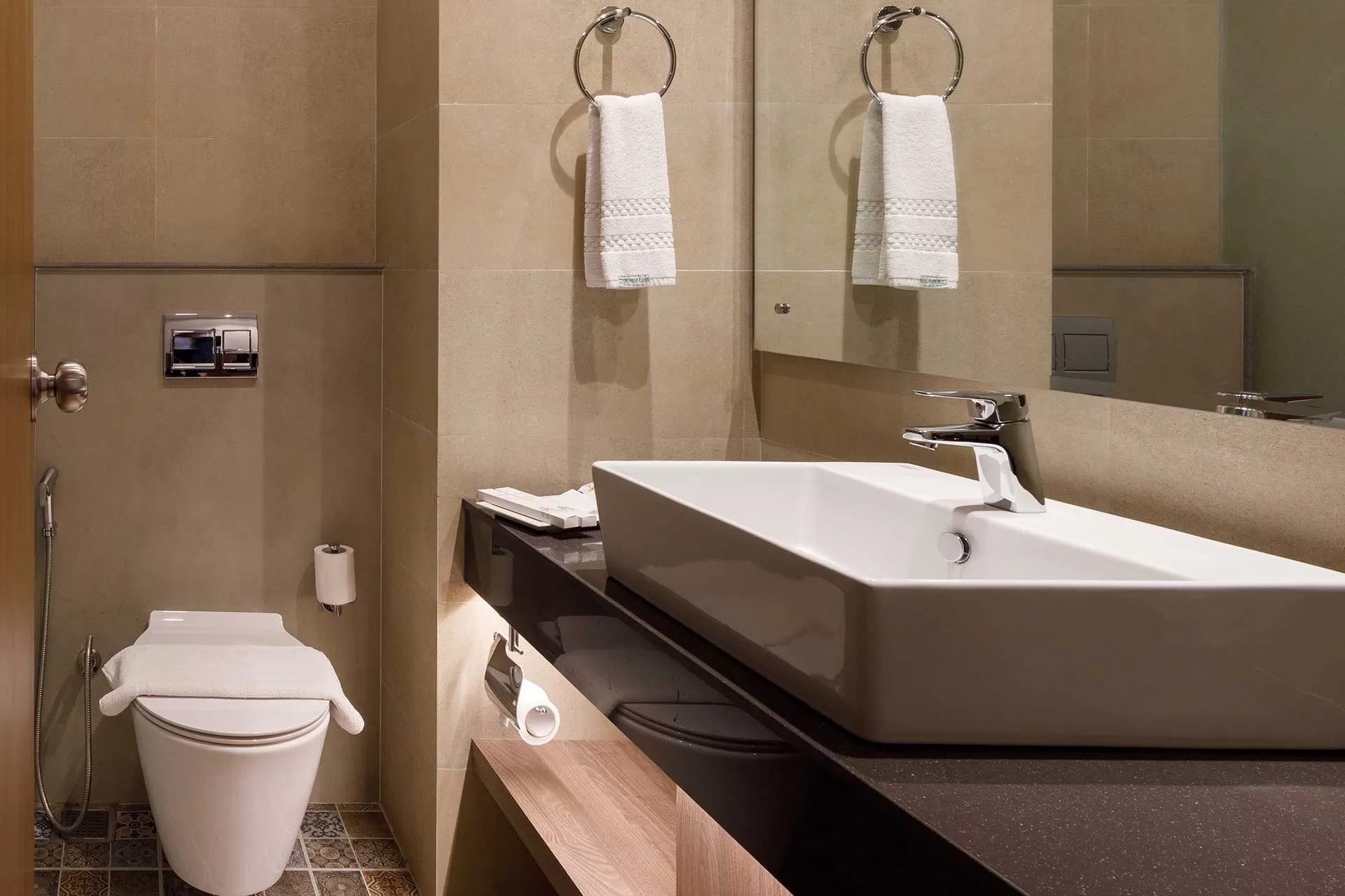 Junior Suite with Mountain View